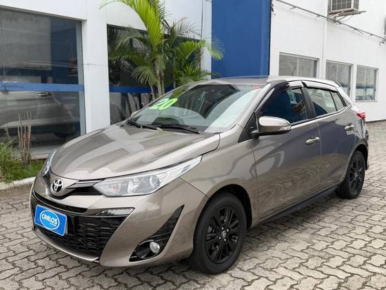 TOYOTA YARIS 1.5 16V FLEX SEDAN XLS CONNECT MULTIDRIVE TOYOTA YARIS 1.5 16V FLEX SEDAN XLS CONNECT MULTIDRIVE